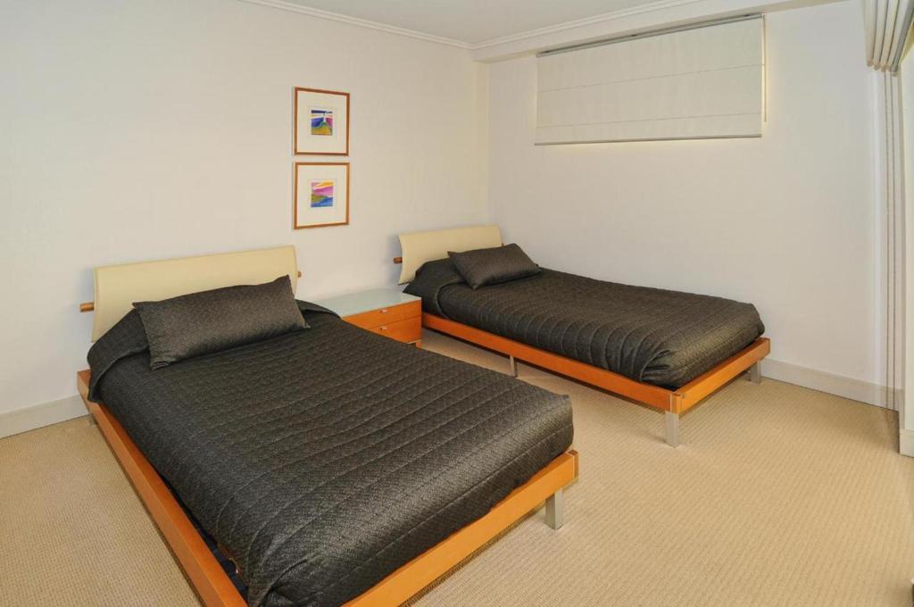 Bluewater Point Resort Mooloolaba Rum bild